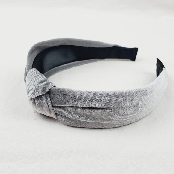 Non-Slip soft fabric knotted headband - Picture 8 of 8